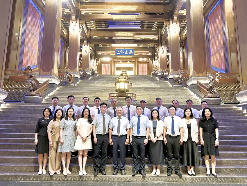 1741773568362588.jpg 恒誠(chéng)信集團(tuán)2024年度年中工作會(huì)議順利召開1.jpg